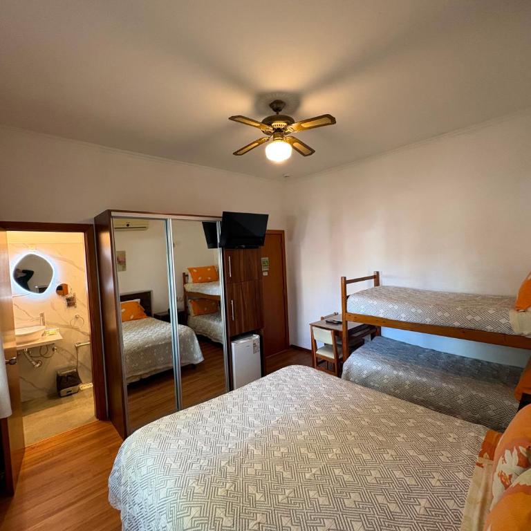 Hotel Argentina - Habitación Cuádruple Estándar - 18
