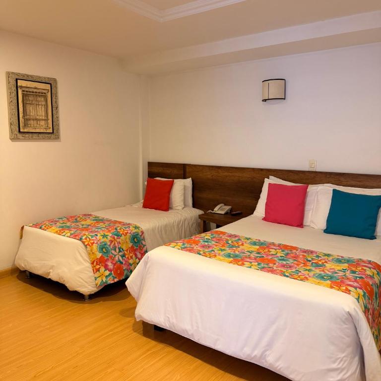 Hotel Cacique Real - Comfort Triple Room - 3