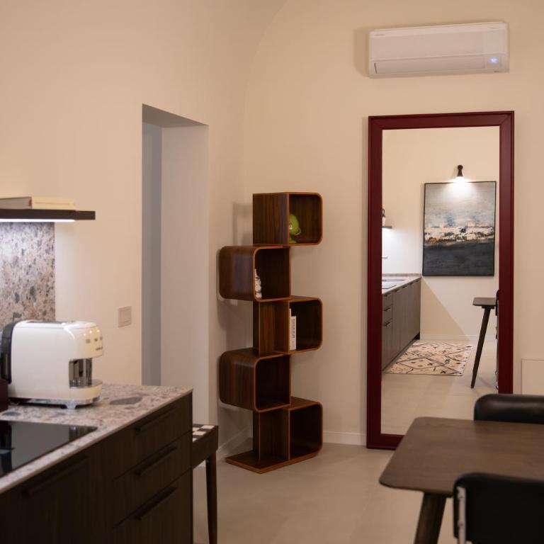 Brand new 100sqm Designer Apartment in the center of Bari - by Pausa Stays - Two-Bedroom Apartment with City View - 7