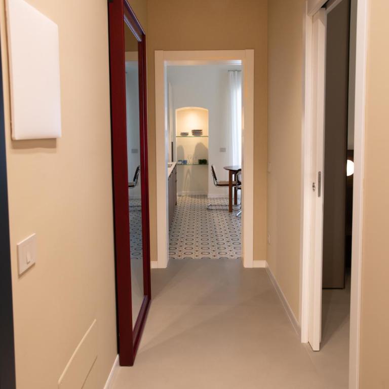 Brand new 100sqm Designer Apartment in the center of Bari - by Pausa Stays - Two-Bedroom Apartment with City View - 19
