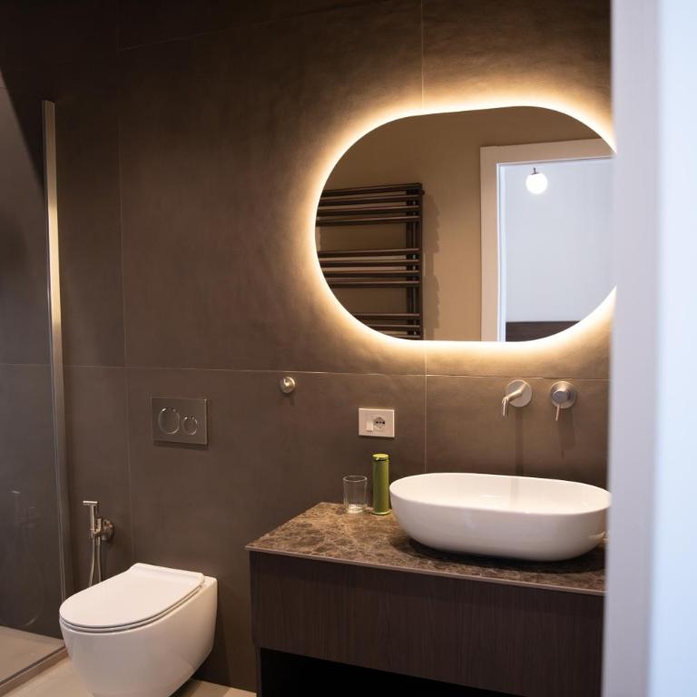 Brand new 100sqm Designer Apartment in the center of Bari - by Pausa Stays - Two-Bedroom Apartment with City View - 21