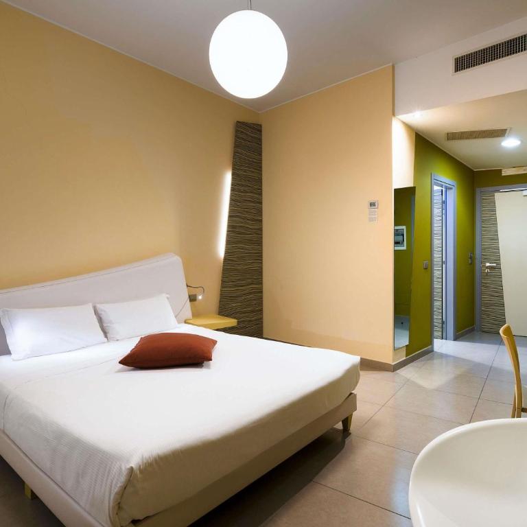 ibis Styles Catania Acireale - Camera King Superior - Lato Giardino - 3