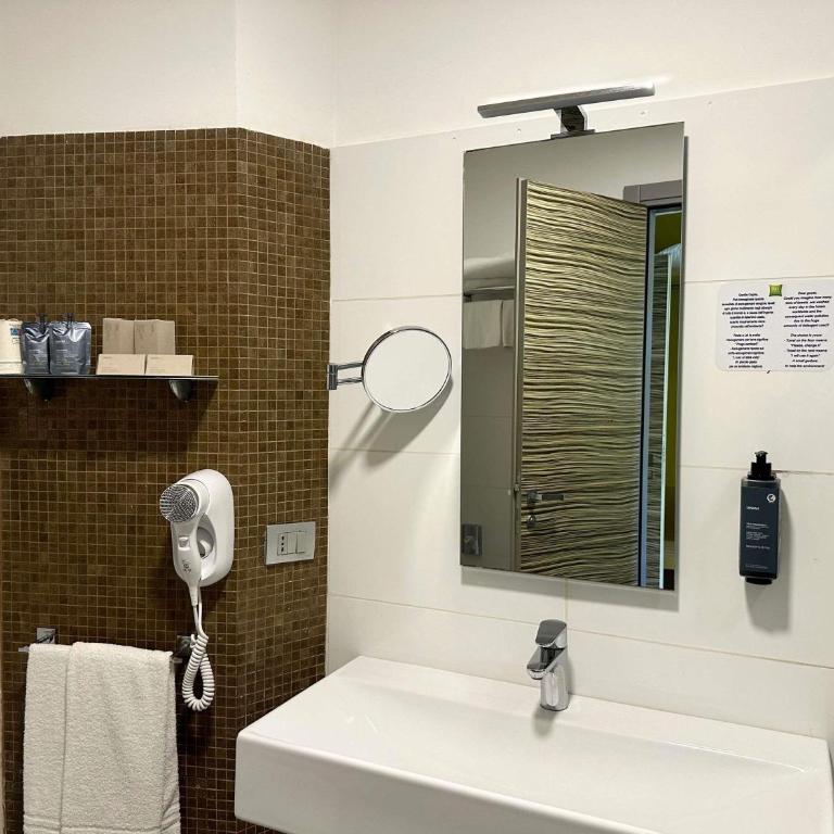 ibis Styles Catania Acireale - Superior Double Room (Eco-Friendly) - 5