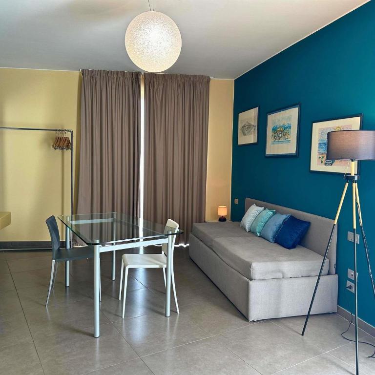 ibis Styles Catania Acireale - Suite Deluxe con 2 Letti Matrimoniali - 8