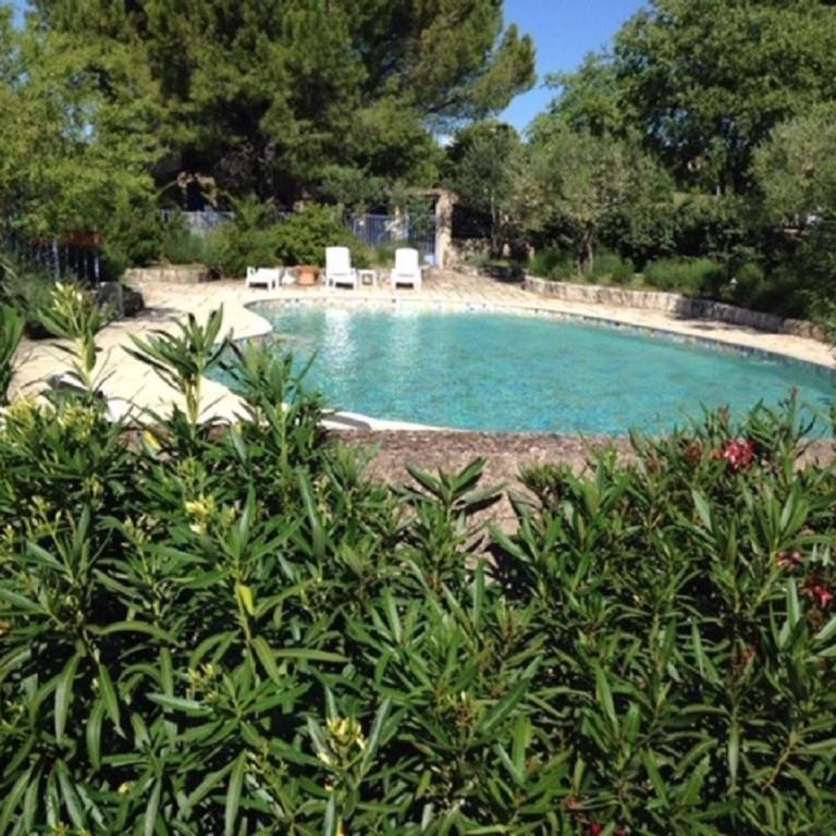 Location, Piscine, Animaux , Clim - Maison 1 Chambre - 9