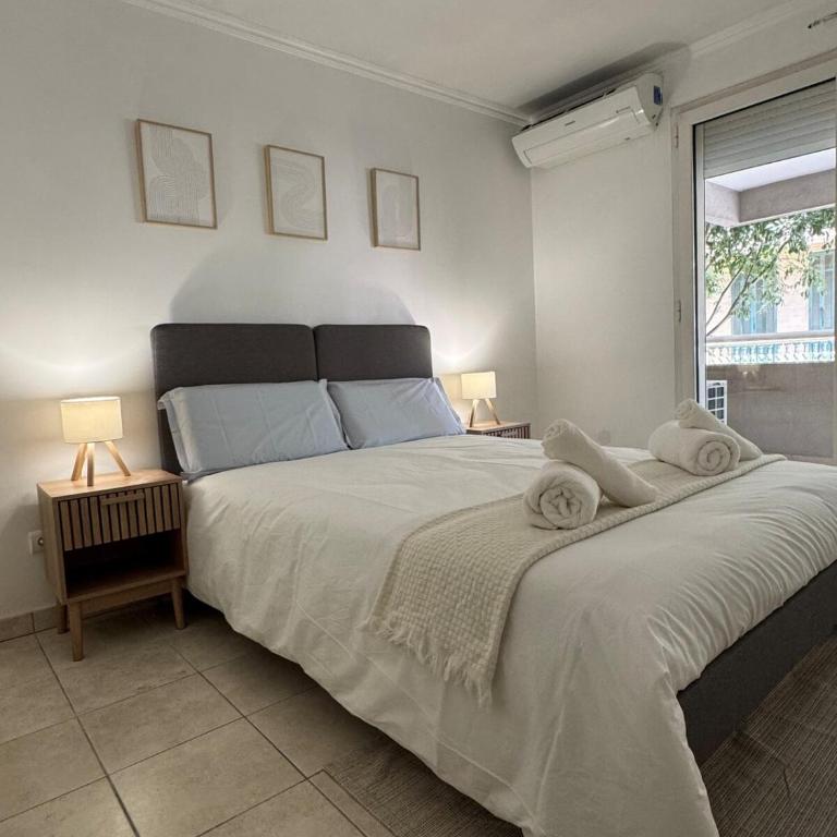 Heart of Antibes & Harbor, Beach & Terrace - Appartement 1 Chambre - 2