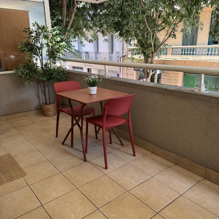 Heart of Antibes & Harbor, Beach & Terrace - Appartement 1 Chambre - 11