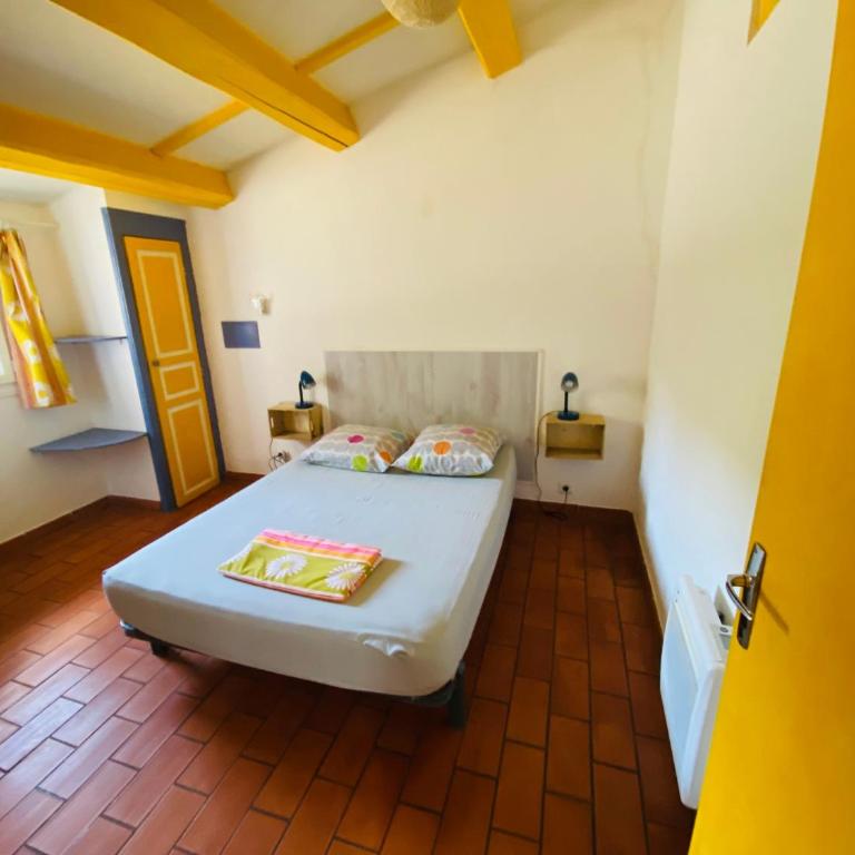 Location piscine var wifi - Maison 1 Chambre - 17