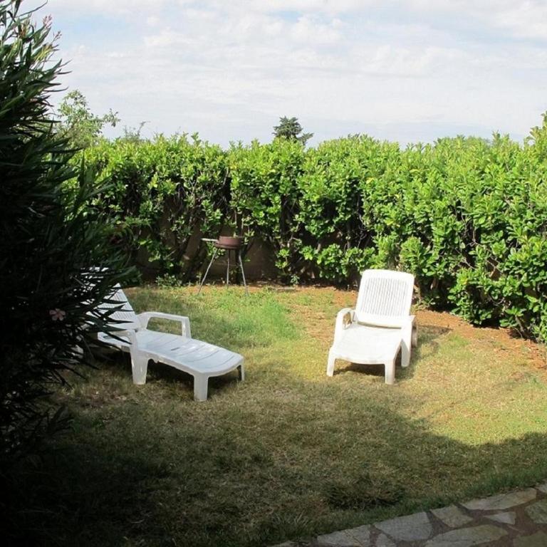 Location piscine var wifi - Maison 1 Chambre - 34