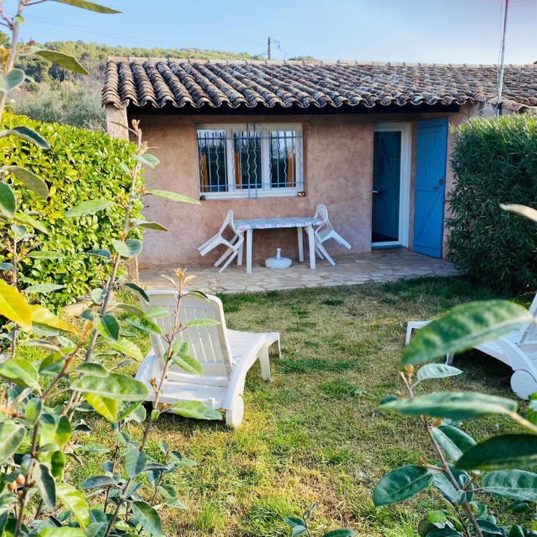 Location piscine var wifi - Maison 1 Chambre - 25