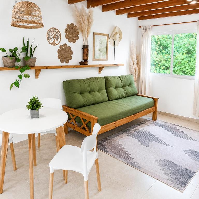 Linda casa en el bosque, cerca del océano - Casa con 1 dormitorio - 2