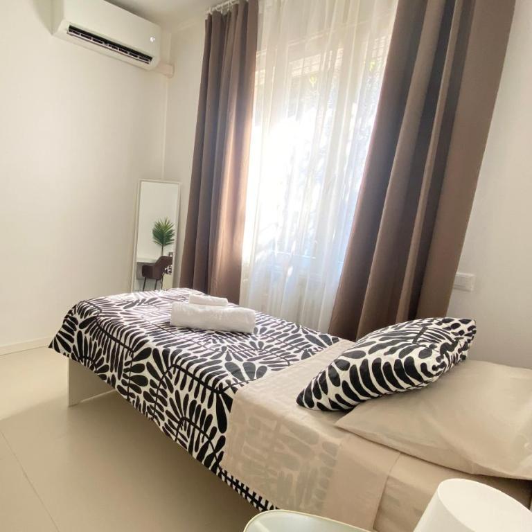 Urban Suite - Habitación Individual con baño compartido - 9
