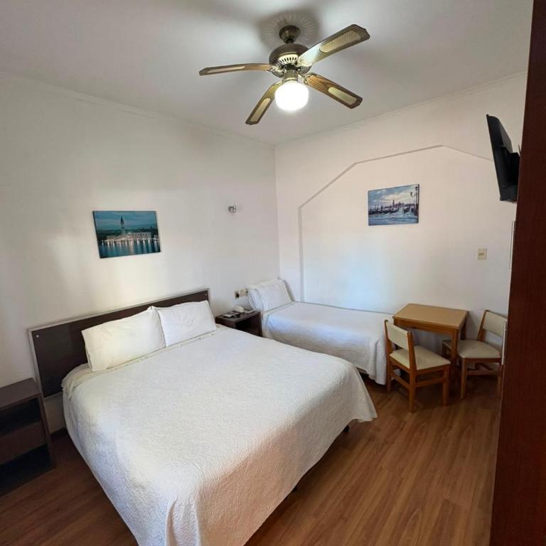 Hotel Argentina - Habitación Triple Superior - 19