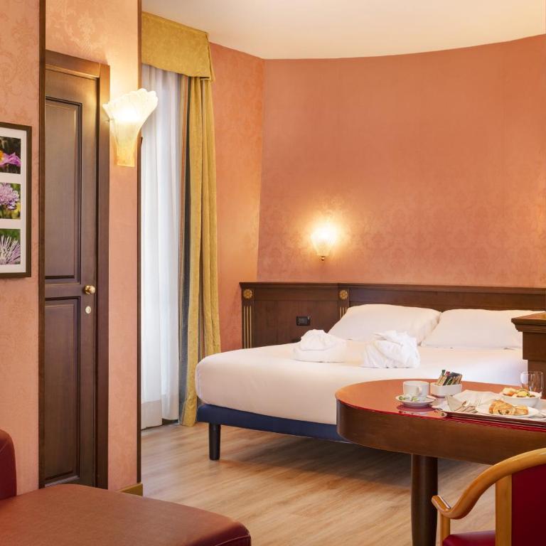 Best Western City Hotel - Junior Suite Queen - 3