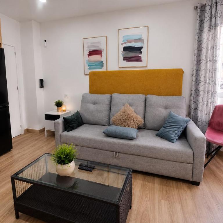 Rent Apartment 5 Min from Playa del Cura - Apartment mit 1 Schlafzimmer, Balkon und Meerblick - 1