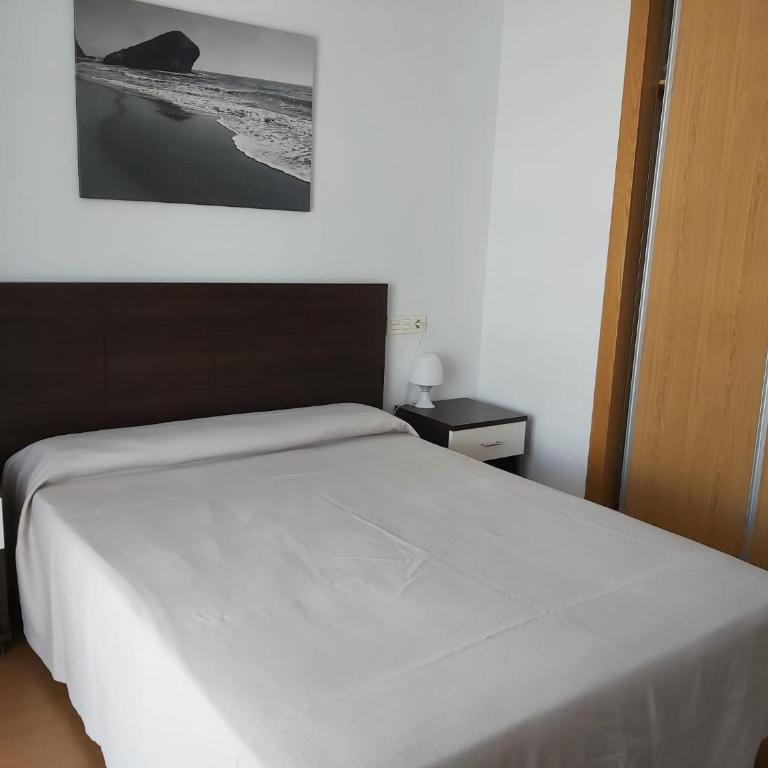 Bahía Serena - Apartamento de 2 dormitorios con vistas laterales al mar - 3