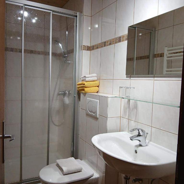 Frühstückspension Alte Schule - Doppelzimmer mit Balkon - 5