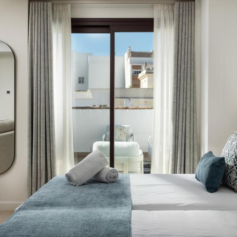 AZUL HOME SUITES Estepona - Suite con terraza - 9
