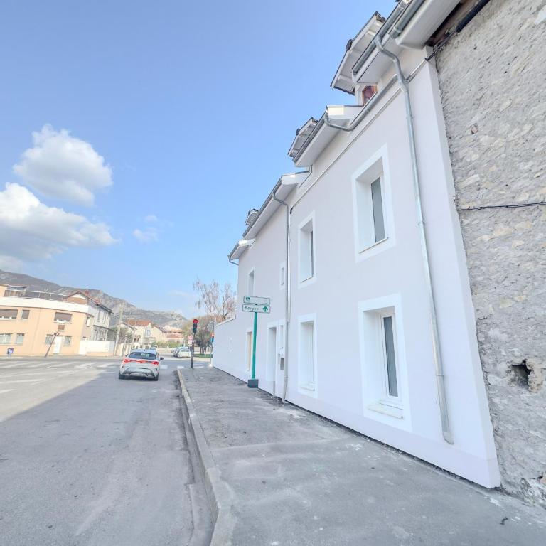 Le Charles - Gare - CEA - STMicro - One-Bedroom Apartment - 12