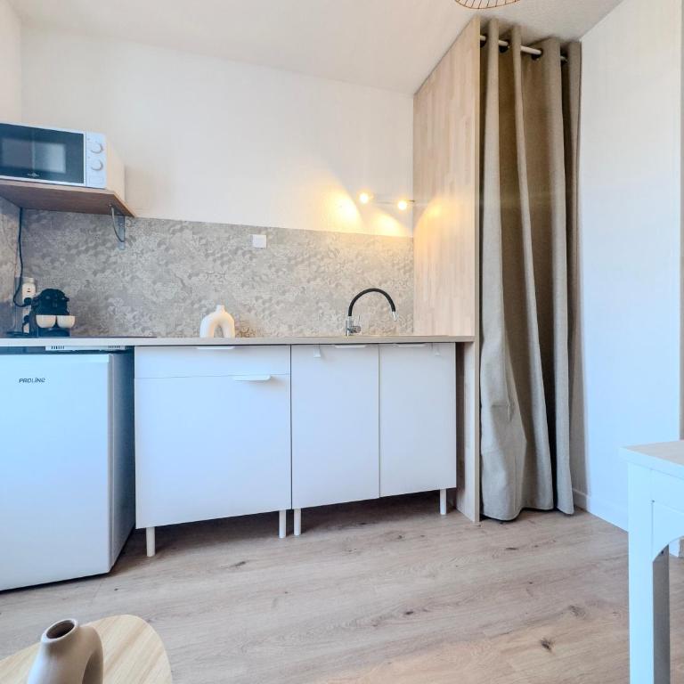 Le Charles - Gare - CEA - STMicro - One-Bedroom Apartment - 4