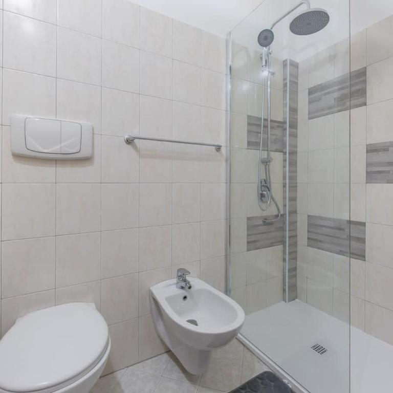 Slate & Sun - Sunlit Apt & Hill Views near Como - Appartamento con 1 Camera da Letto - 7