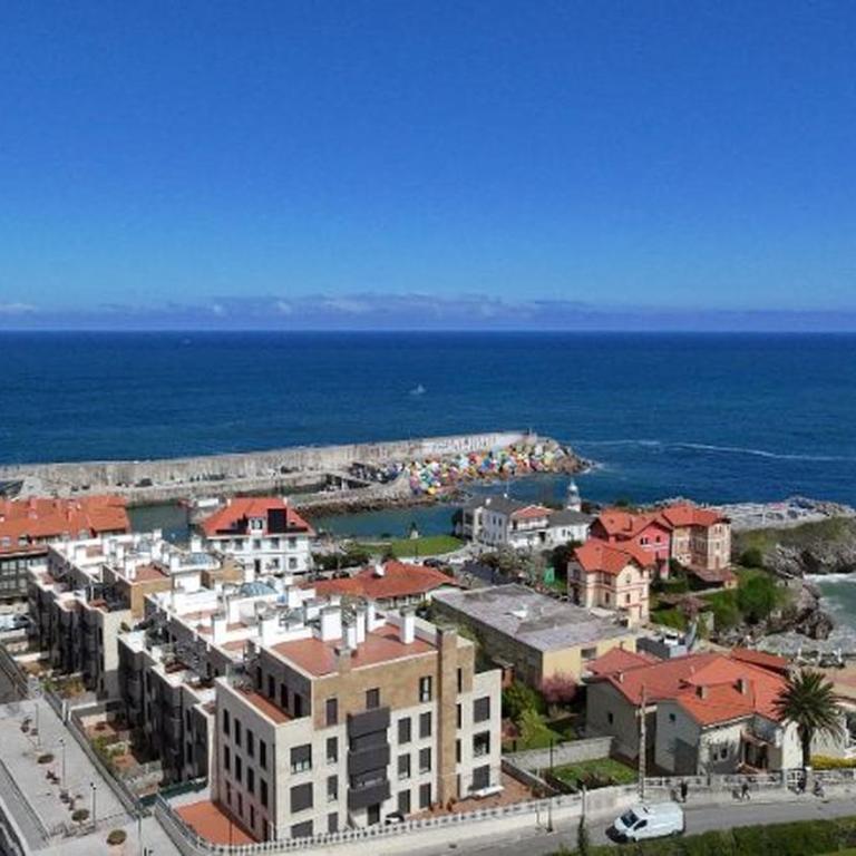 Puerto Chico Beach & Center Apartment - Two-Bedroom Apartment - 21