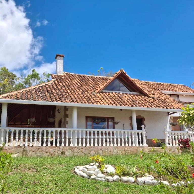 Casa Campestre para Familias y Grupos en La Mesa de los Santos - Villa con vistas al jardín - 36