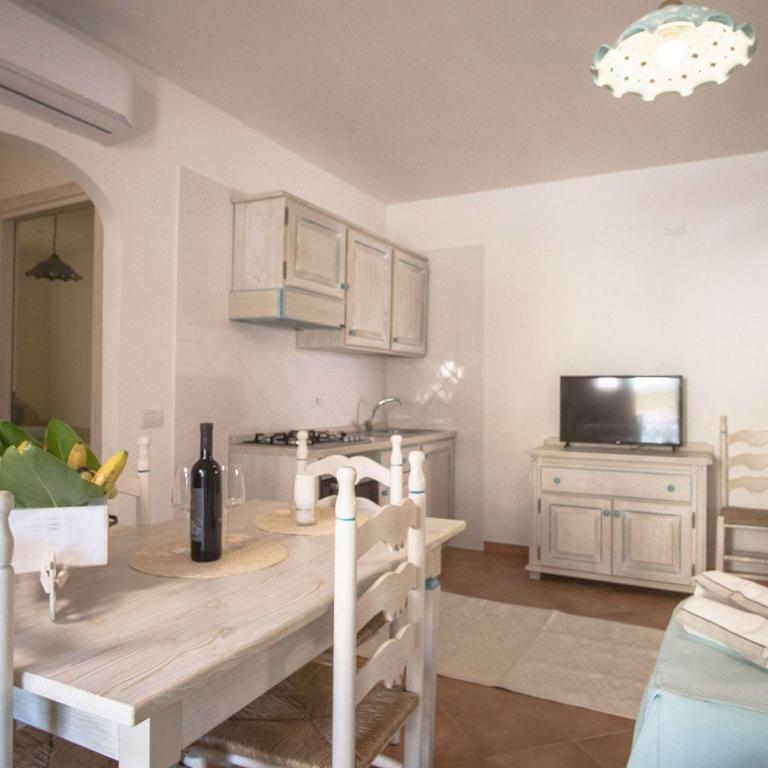 Stylish Res del GolfoDiOrosei B4 1 Bedrm Apartment - Apartment - 51