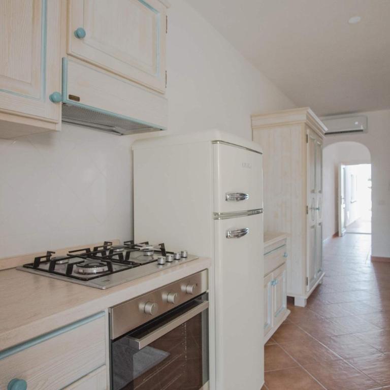 Stylish Res del GolfoDiOrosei B4 1 Bedrm Apartment - Apartment - 54