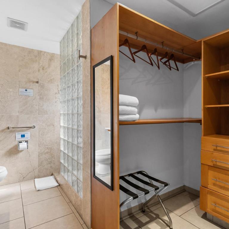 Marina Banderas Suites Hotel Boutique - Estudio - 8