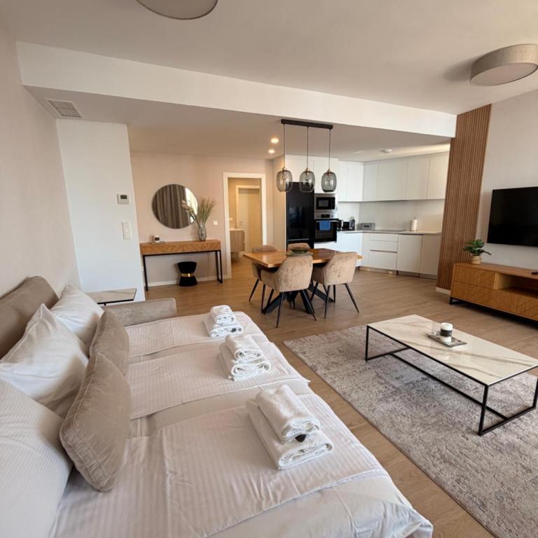 Apartment Torre Sakura 21 a by VivaMar - Apartamento de 2 dormitorios - 21
