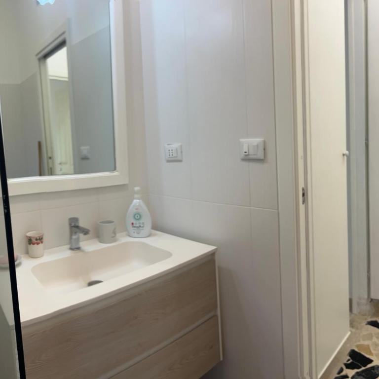 Holiday & House - Imparato Carini Costa Verde - Appartamento con ampia terrazza - porzione di Villa Residenziale a pochi passi dal mare - One-Bedroom Apartment - 26