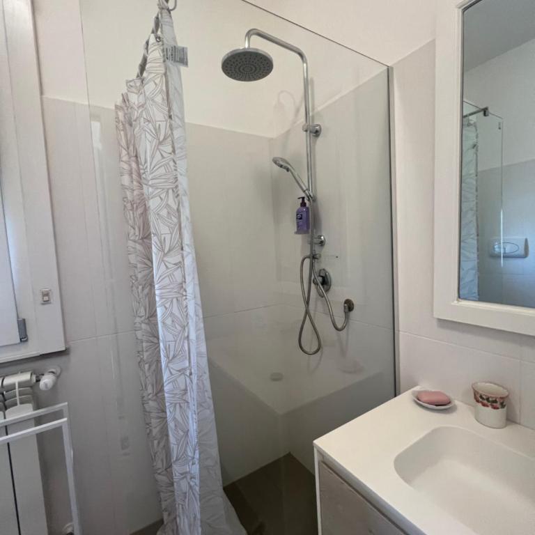 Holiday & House - Imparato Carini Costa Verde - Appartamento con ampia terrazza - porzione di Villa Residenziale a pochi passi dal mare - One-Bedroom Apartment - 28