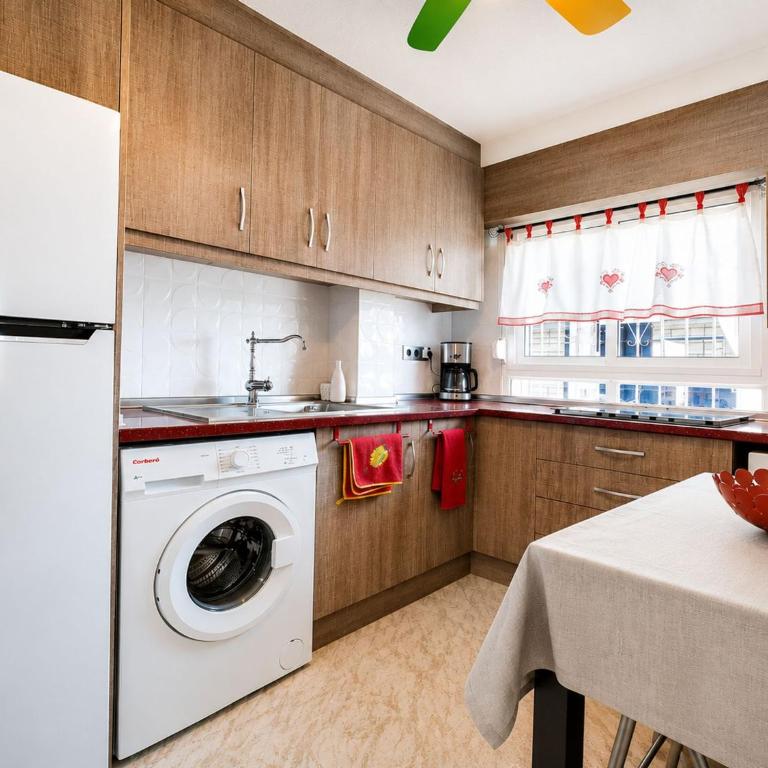 Charming Upper Bungalow with Terrace and Communal Pool in Torrevieja - Appartamento - 15