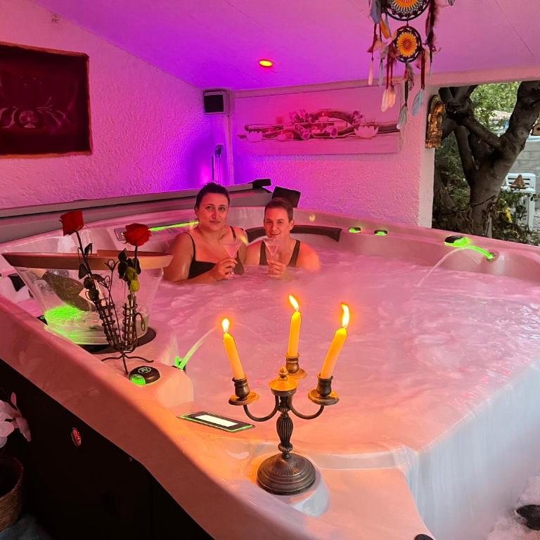 Grand domaine piscine spa sauna Greoux les bains bastide du bonheur st donat - Villa - 18