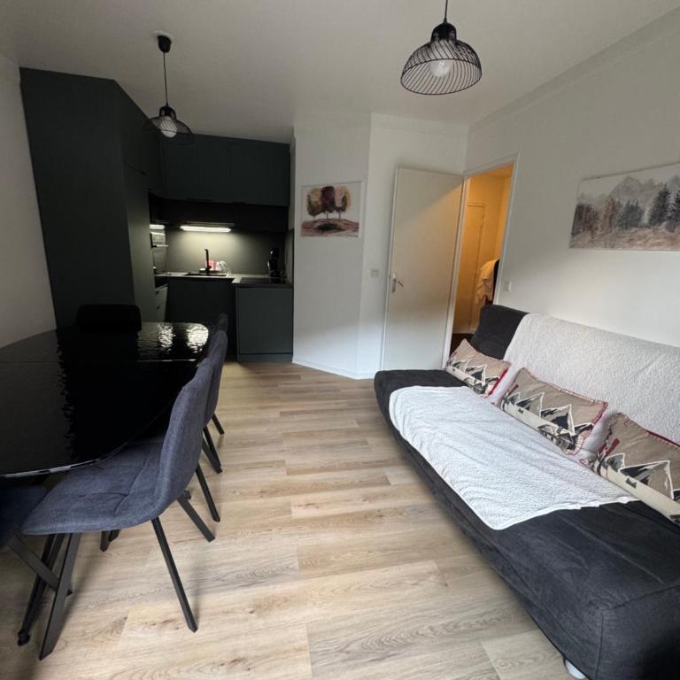 Duplex 8 pers au pied des pistes Valfréjus - Apartamento de 3 dormitorios - 4