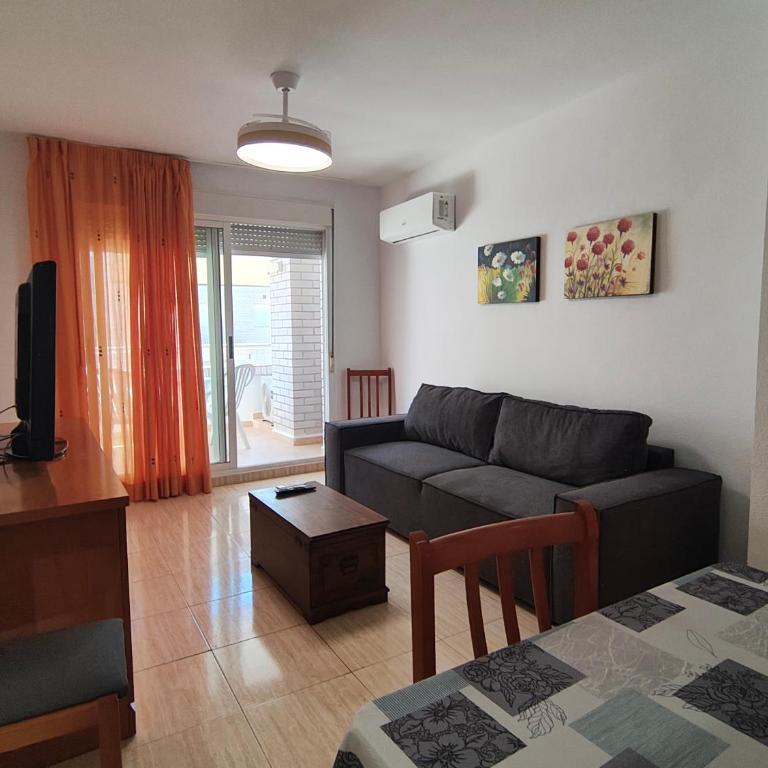 ACV - Marina Trebol II-2ª linea planta 6 sur - Apartamento de 2 dormitorios - 30