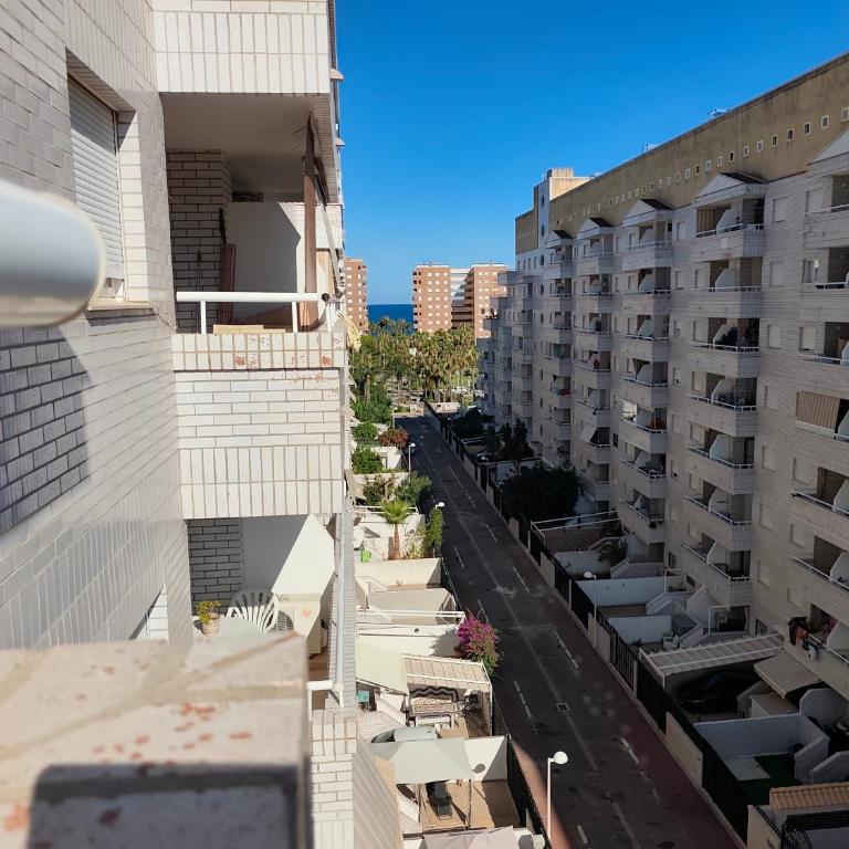 ACV - Marina Trebol II-2ª linea planta 6 sur - Apartamento de 2 dormitorios - 33