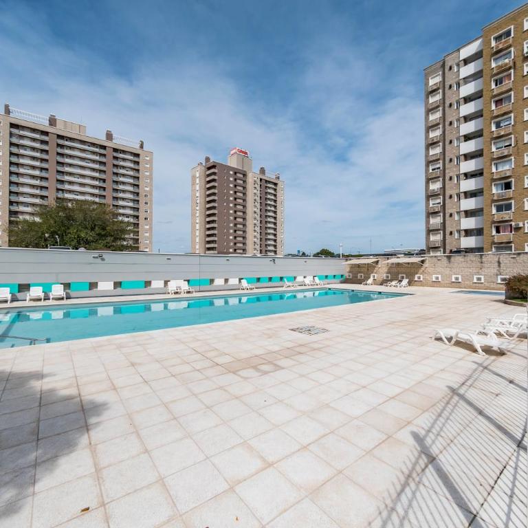 Depto con pileta a mins del Kempes - Zona Norte - Apartamento de 1 dormitorio - 8