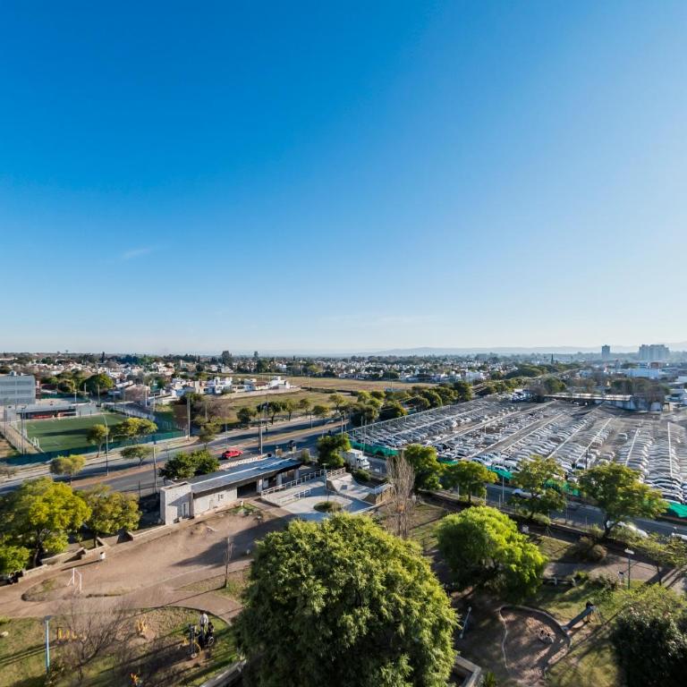 Depto con pileta a mins del Kempes - Zona Norte - Apartamento de 1 dormitorio - 14