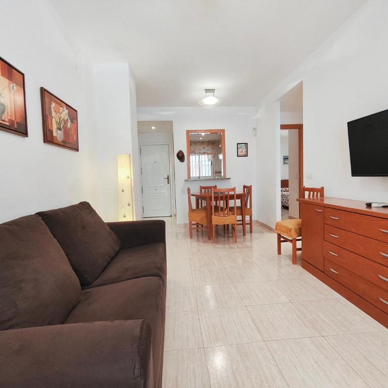 ACV - Costa Marfil I-2ª línea planta 4 norte 2 - Apartamento de 2 dormitorios - 5