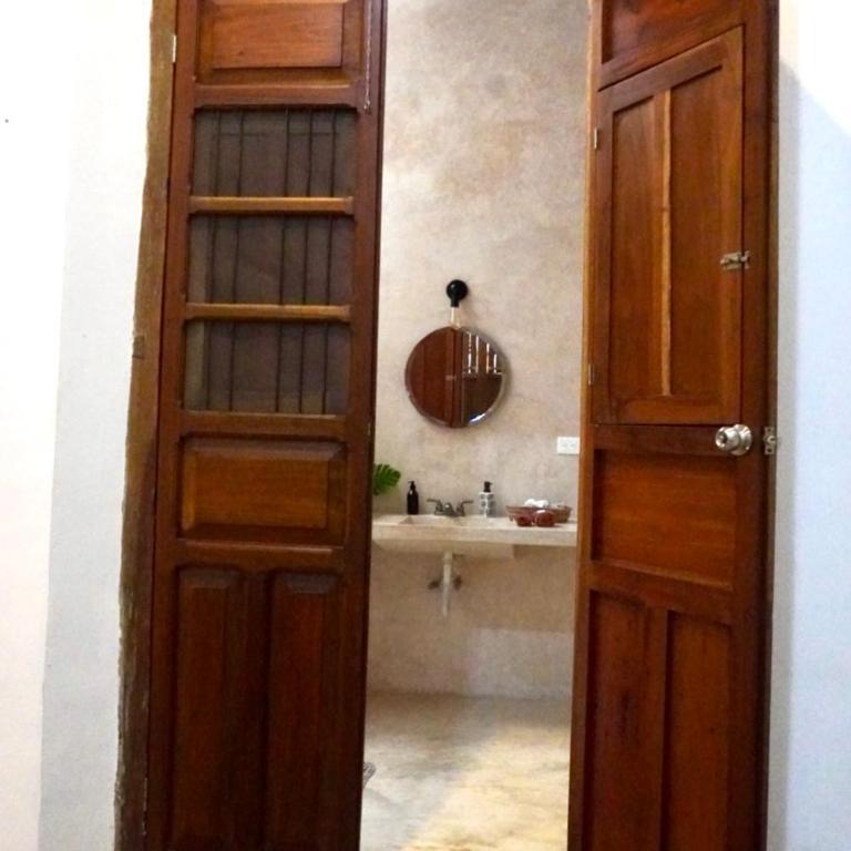 Sesenta1 - Five-Bedroom House - 13