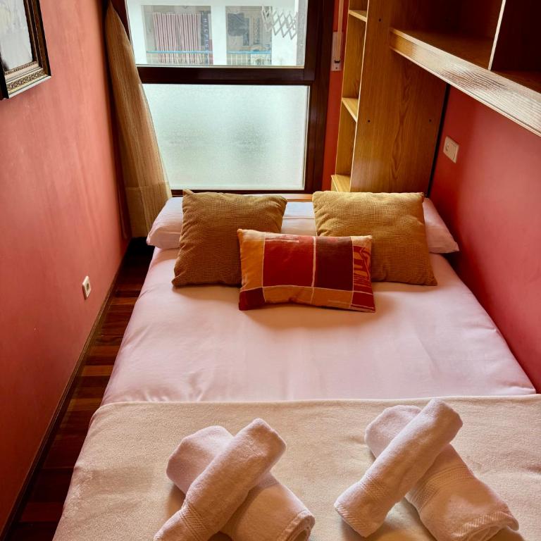 Puerto Chico Beach & Center Apartment - Two-Bedroom Apartment - 9