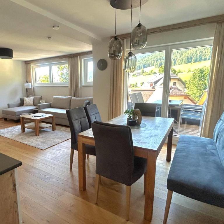 Apartments Neundlinger - Penthouse Ski & Nature - Apartment mit 2 Schlafzimmern und Balkon - 1