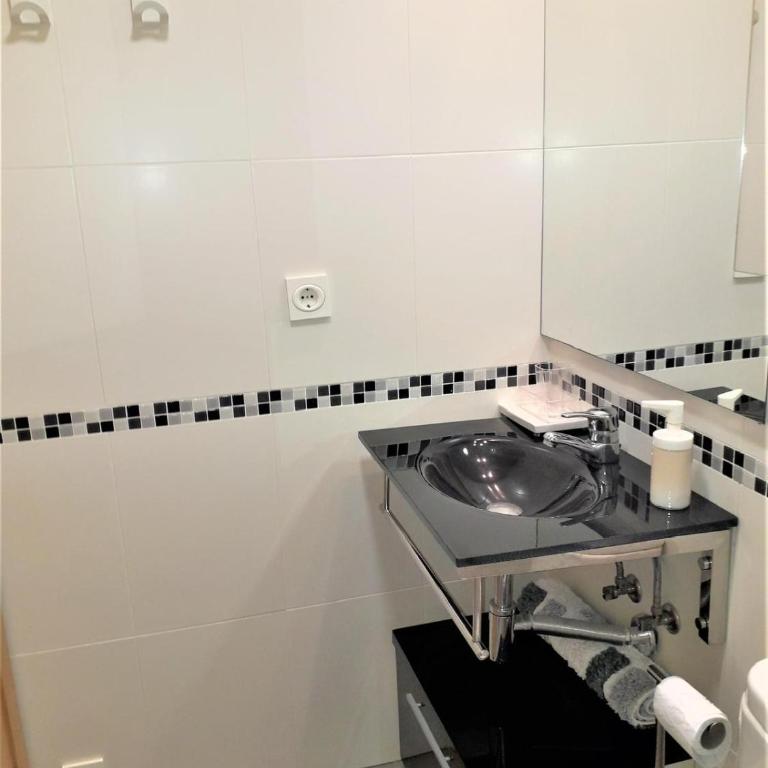 El gran Atico paseo Antonio banderas - Apartamento de 2 dormitorios - 1