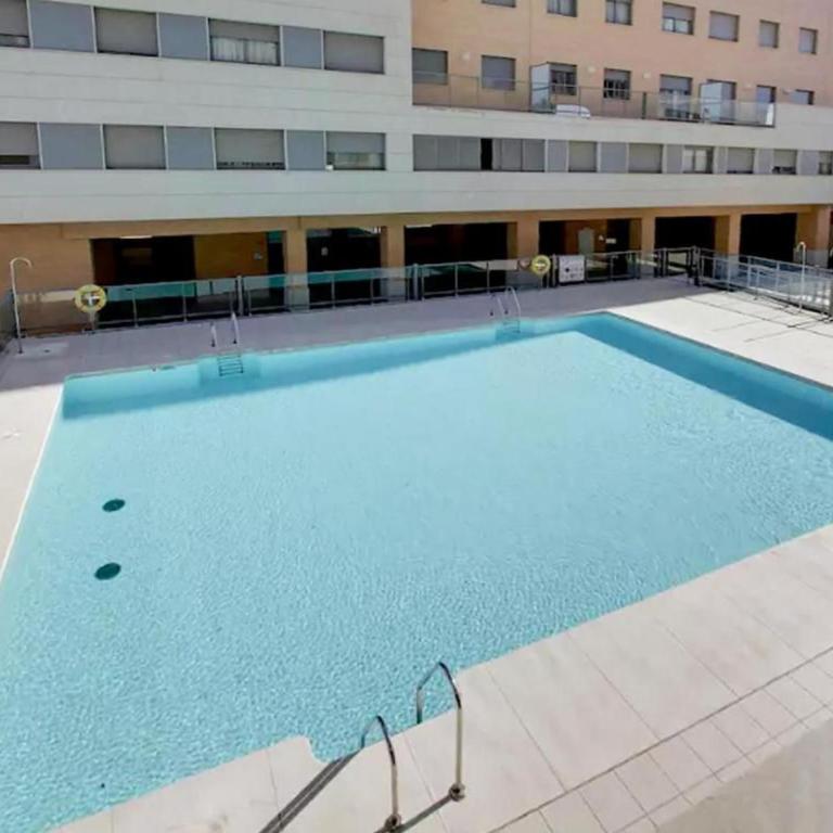 El gran Atico paseo Antonio banderas - Apartamento de 2 dormitorios - 8