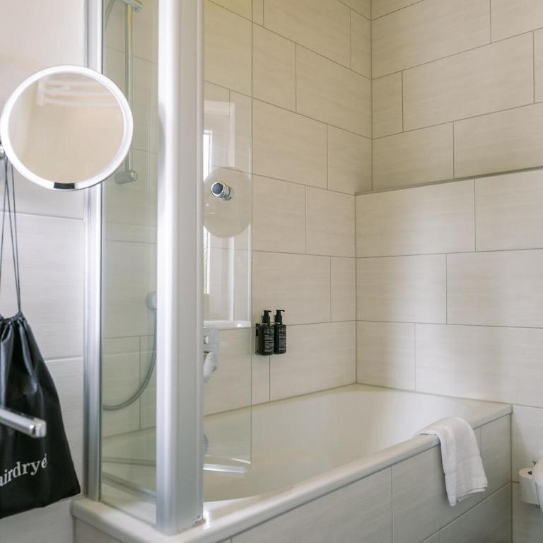 HENRI Hotel Garmisch-Partenkirchen - Einzelzimmer - 4