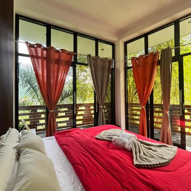 Inti Yaykuna Resort - Deluxe Double or Twin Room with Mountain View - 1