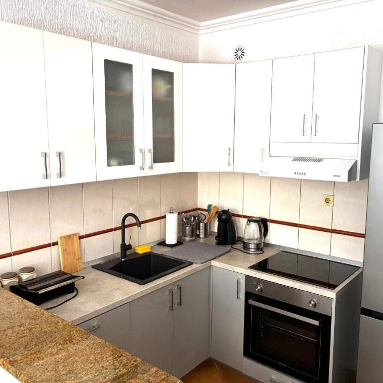 Lux 2-bedroom apartment in Old town Herceg Novi - Two-Bedroom Apartment - 17