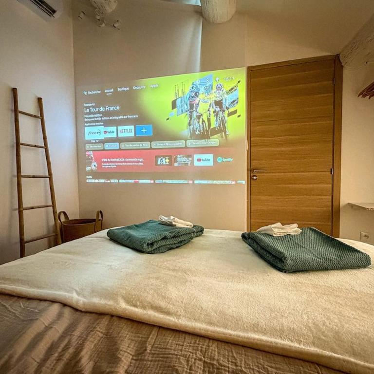 Duplex T3 neuf, 2 suites privées, Aix historique - Apartamento de 2 dormitorios - 4